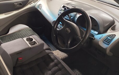 Nissan Tino, 1999 год, 260 000 рублей, 9 фотография