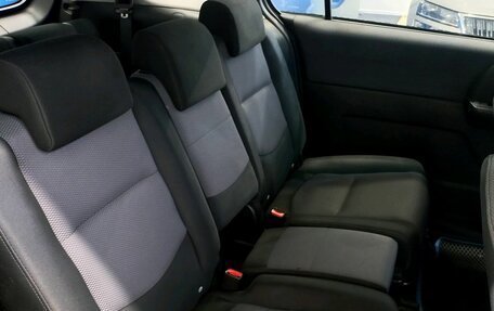 Mazda 5 I рестайлинг, 2006 год, 840 000 рублей, 11 фотография