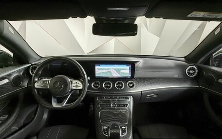 Mercedes-Benz E-Класс, 2019 год, 4 440 000 рублей, 13 фотография