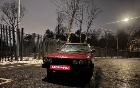 BMW 5 серия, 1990 год, 175 000 рублей, 21 фотография