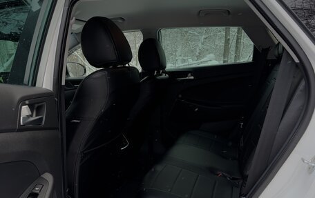 Hyundai Tucson III, 2019 год, 2 750 000 рублей, 21 фотография