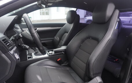 Mercedes-Benz E-Класс, 2012 год, 1 350 000 рублей, 4 фотография