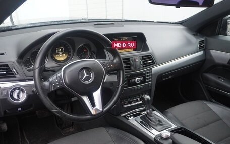 Mercedes-Benz E-Класс, 2012 год, 1 350 000 рублей, 3 фотография