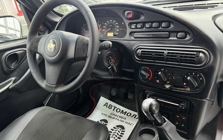 Chevrolet Niva I рестайлинг, 2011 год, 645 000 рублей, 16 фотография