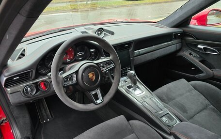 Porsche 911, 2017 год, 11 990 000 рублей, 18 фотография