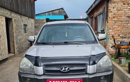 Hyundai Tucson III, 2004 год, 750 000 рублей, 1 фотография