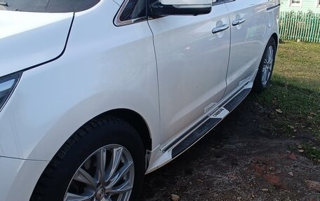 KIA Carnival III, 2019 год, 3 100 000 рублей, 1 фотография