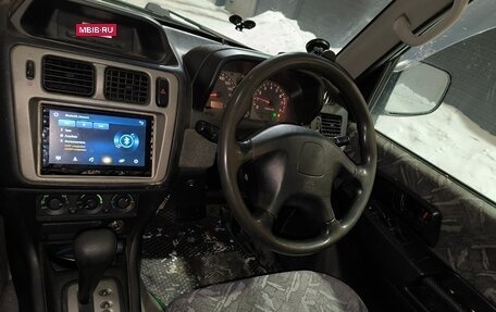 Mitsubishi Pajero iO, 1999 год, 400 000 рублей, 15 фотография