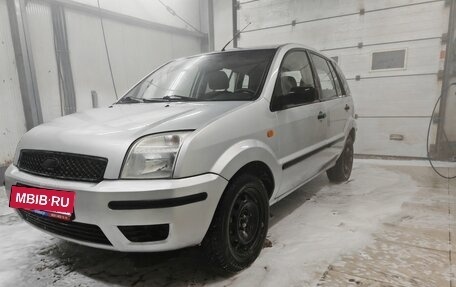 Ford Fusion I, 2004 год, 245 000 рублей, 4 фотография