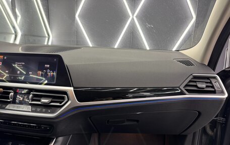 BMW 3 серия, 2019 год, 5 499 000 рублей, 25 фотография