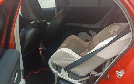 Toyota Yaris III рестайлинг, 2008 год, 480 000 рублей, 8 фотография