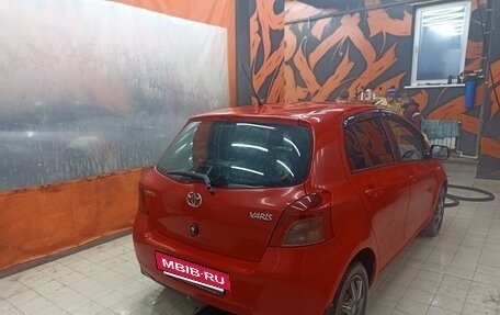 Toyota Yaris III рестайлинг, 2008 год, 480 000 рублей, 11 фотография