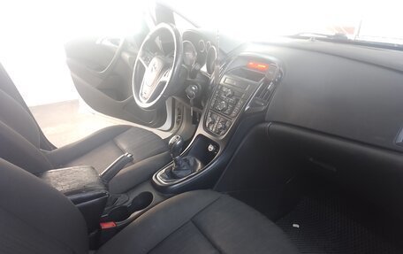 Opel Astra J, 2014 год, 660 000 рублей, 9 фотография