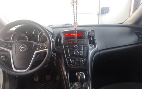 Opel Astra J, 2014 год, 660 000 рублей, 18 фотография