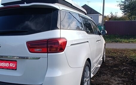 KIA Carnival III, 2019 год, 3 100 000 рублей, 4 фотография