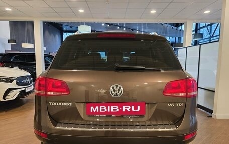 Volkswagen Touareg III, 2011 год, 2 970 000 рублей, 3 фотография