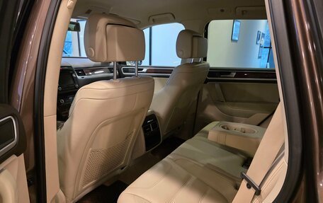 Volkswagen Touareg III, 2011 год, 2 970 000 рублей, 19 фотография