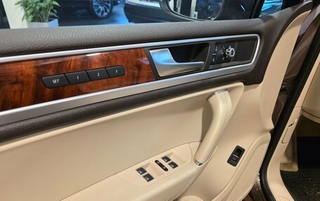 Volkswagen Touareg III, 2011 год, 2 970 000 рублей, 18 фотография