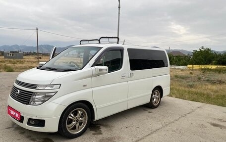 Nissan Elgrand III, 2003 год, 450 000 рублей, 1 фотография