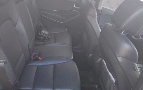 Hyundai Santa Fe III рестайлинг, 2016 год, 1 900 000 рублей, 10 фотография