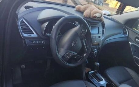 Hyundai Santa Fe III рестайлинг, 2016 год, 1 900 000 рублей, 19 фотография