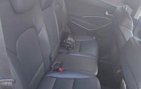 Hyundai Santa Fe III рестайлинг, 2016 год, 1 900 000 рублей, 16 фотография