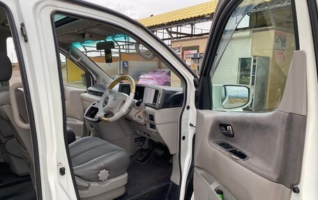 Nissan Elgrand III, 2003 год, 450 000 рублей, 3 фотография