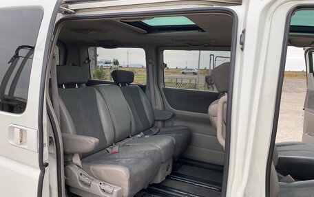 Nissan Elgrand III, 2003 год, 450 000 рублей, 4 фотография