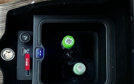 Land Rover Range Rover IV рестайлинг, 2019 год, 6 200 000 рублей, 16 фотография