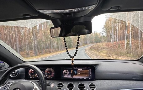 Mercedes-Benz E-Класс, 2016 год, 3 050 000 рублей, 11 фотография