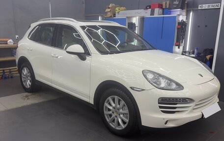 Porsche Cayenne III, 2010 год, 1 990 000 рублей, 2 фотография