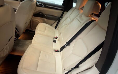 Porsche Cayenne III, 2010 год, 1 990 000 рублей, 14 фотография