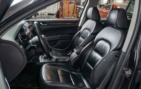 Skoda Superb III рестайлинг, 2008 год, 969 000 рублей, 10 фотография