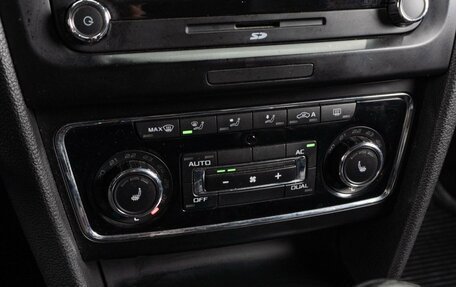 Skoda Superb III рестайлинг, 2008 год, 969 000 рублей, 17 фотография