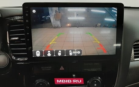 Mitsubishi Outlander III рестайлинг 3, 2016 год, 1 550 000 рублей, 18 фотография