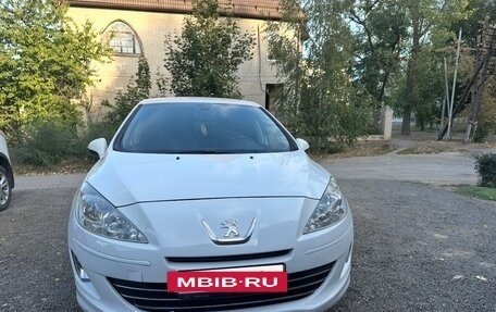 Peugeot 408 I рестайлинг, 2013 год, 520 000 рублей, 2 фотография