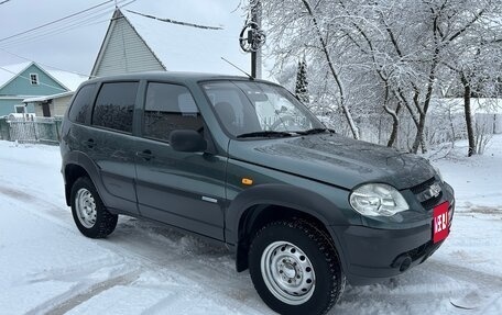 Chevrolet Niva I рестайлинг, 2010 год, 585 000 рублей, 13 фотография