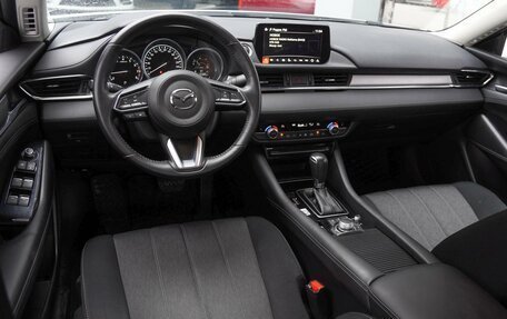 Mazda 6, 2019 год, 2 330 000 рублей, 6 фотография