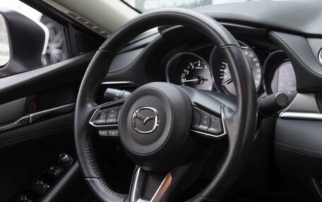 Mazda 6, 2019 год, 2 330 000 рублей, 19 фотография