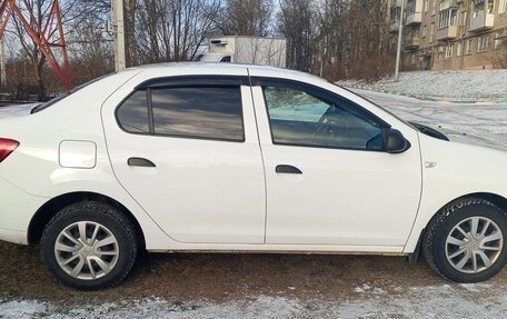 Renault Logan II, 2020 год, 1 000 000 рублей, 2 фотография