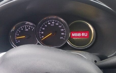 Renault Logan II, 2020 год, 1 000 000 рублей, 6 фотография