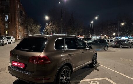 Volkswagen Touareg III, 2012 год, 2 222 222 рублей, 6 фотография