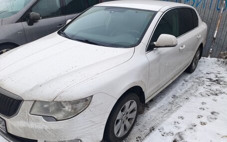 Skoda Superb III рестайлинг, 2012 год, 1 200 000 рублей, 2 фотография