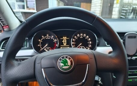 Skoda Superb III рестайлинг, 2012 год, 1 200 000 рублей, 10 фотография