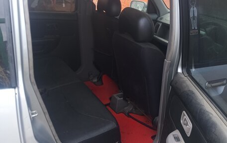 Nissan Cube II, 2001 год, 270 000 рублей, 3 фотография