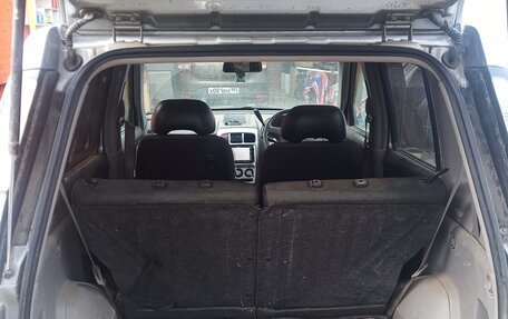 Nissan Cube II, 2001 год, 270 000 рублей, 4 фотография