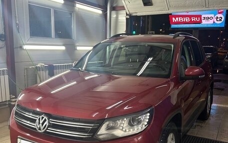 Volkswagen Tiguan I, 2012 год, 1 450 000 рублей, 2 фотография