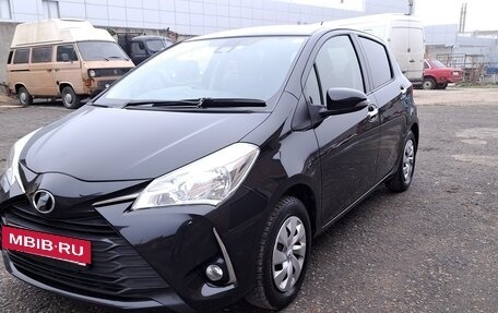 Toyota Vitz, 2018 год, 1 120 000 рублей, 2 фотография