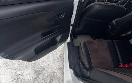 Toyota Wish II, 2015 год, 1 720 000 рублей, 17 фотография