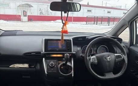 Toyota Wish II, 2015 год, 1 720 000 рублей, 19 фотография